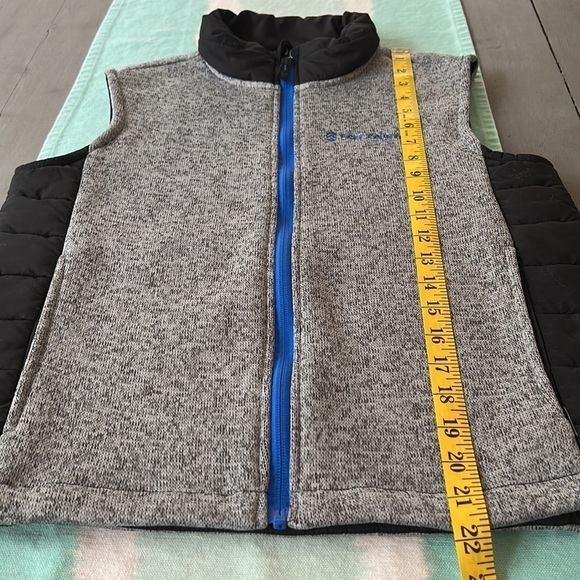 Free Country Boys Full Front Zip Fleece Hybrid Sleeveless Vest - Picture 12 of 12